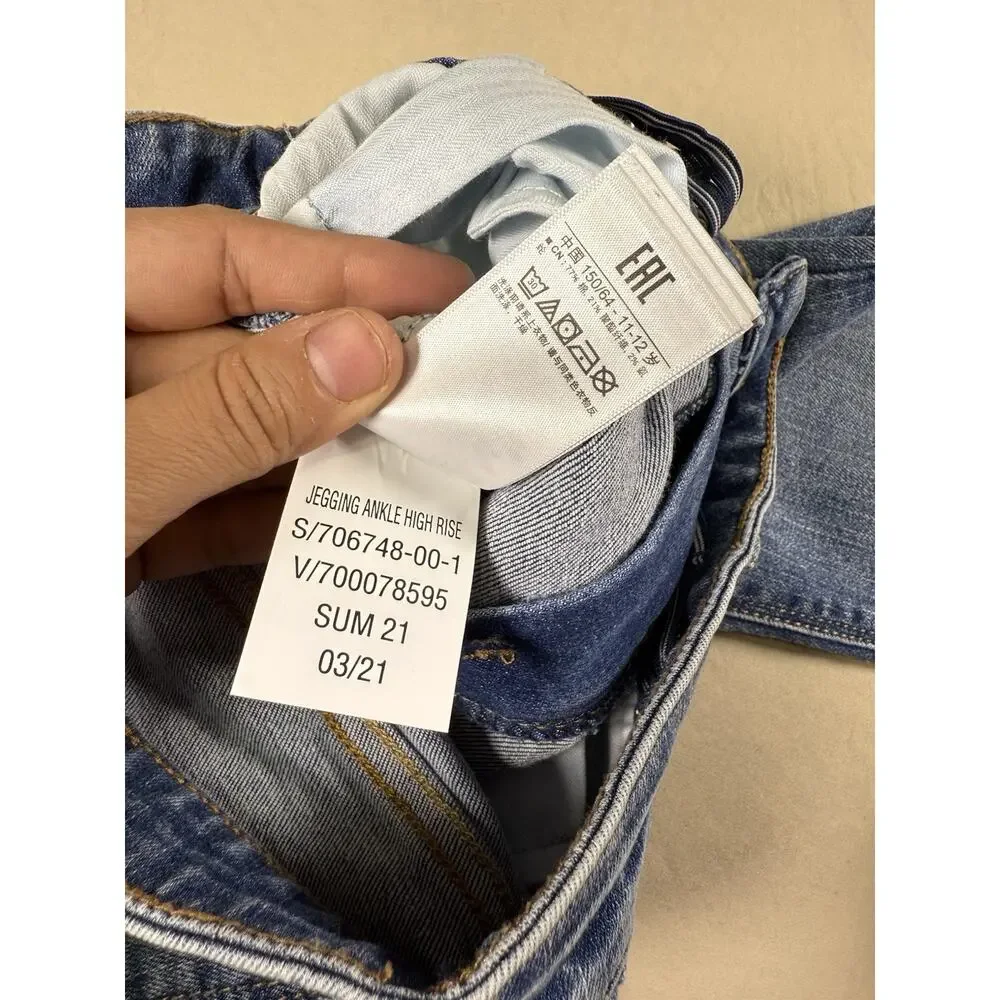 Gap Kids Jeans Size 12 Sky Jegging Ankle High Rise & Ankle with Distressed Hem